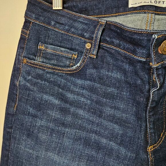 EUC ANN TAYLOR LOFT MADE AND LOVED CURVY KICK CROP JEANS SIZE 10 /30 - Picture 6 of 16